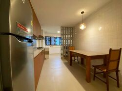 Blk 214 Bedok Town Centre (Bedok), HDB 3 Rooms #557110621